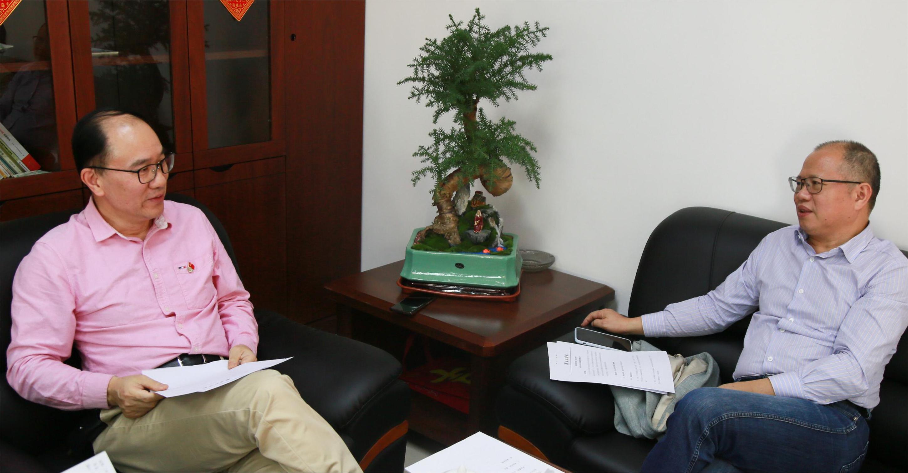 医药经济报专访白云山优惠活动办理大厅公司董事长裴泽建，谈中药企业传承创新高质量发展