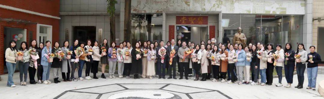 以花润心 以心暖人——白云山优惠活动办理大厅公司工会进行主题插花活动